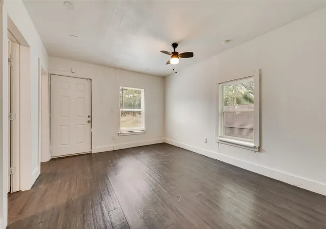 Photo 3 of Single family home for sale at 2706 Hector St, Dallas, TX 75210 | MLS# 21386747 | Listing updated on 2026-10-28