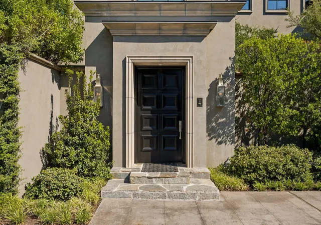 Photo 3 of Mansion for sale at 6107 Northwood Rd, Dallas, TX 75225 | MLS# 21385329 | Listing updated on 2026-09-21