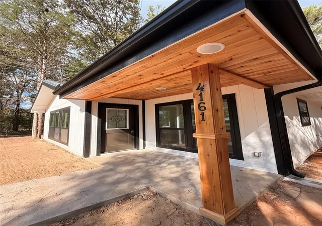 Photo 2 of Single family home for sale at 4161 County Rd 3230, Mineola, TX 75773 | MLS# 21387490 | Listing updated on 2026-09-23