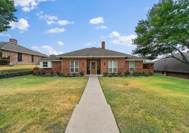 Single family home for sale at 2805 Colleen Dr, Garland, TX 75043 | MLS# 21382249