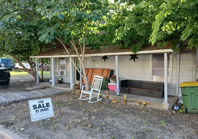 Photo 1 of Single family home for sale at 103 S Williams St, West, TX 76691 | MLS# 21387453 | Listing updated on 2026-09-16
