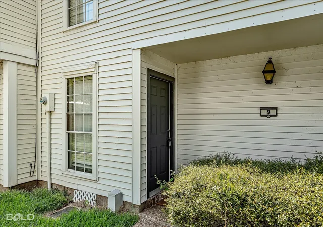 Photo 2 of Townhouse for sale at 1401 Oden St #9, Shreveport, LA 71104 | MLS# 21385878 | Listing updated on 2026-09-27