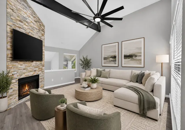 Photo 2 of Sale Pending at 1618 San Francisco St, Carrollton, TX 75007 | MLS# 21383761 | Listing updated on 2026-09-24