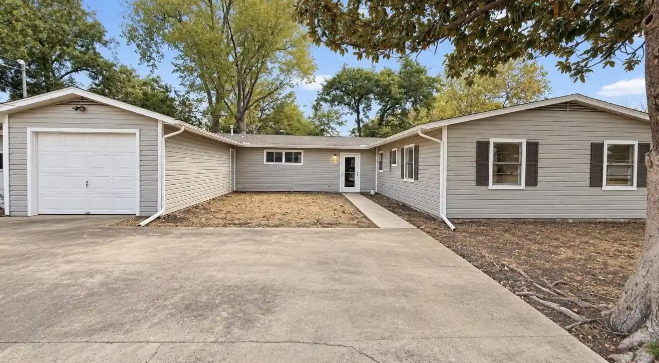 Photo 1 of Sale Pending at 1549 Murray Dr, Garland, TX 75042 | MLS# 21386531 | Listing updated on 2026-10-15