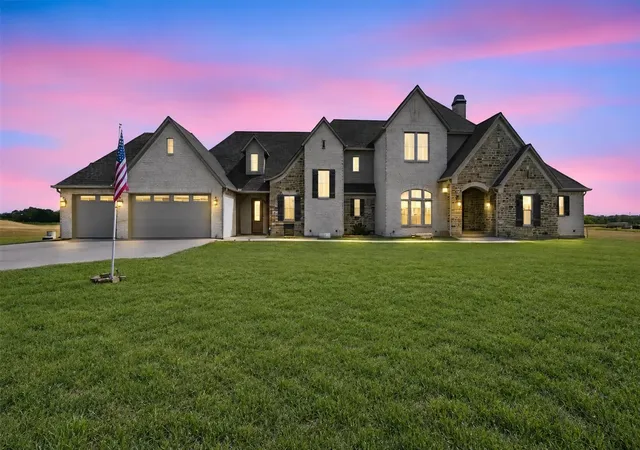 Photo 1 of Single family home for sale at 1180 Wiggins Rd, Maypearl, TX 76064 | MLS# 21385996 | Listing updated on 2026-09-21
