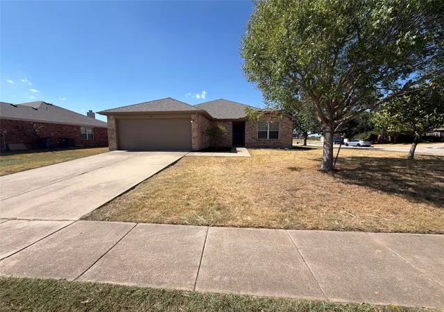 Photo 1 of Single family home for sale at 809 Canyon Cvs Dr, Burleson, TX 76028 | MLS# 21387567 | Listing updated on 2026-10-01
