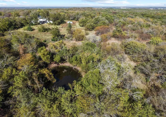 Photo 2 of Single family home for sale at 600 E Washington St, Denison, TX 75021 | MLS# 21387605 | Listing updated on 2026-09-21