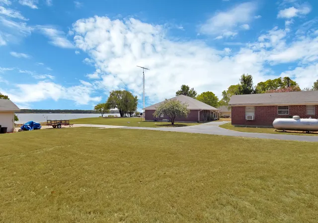 Photo 3 of Single family home for sale at 154 Private Rd 5926, Yantis, TX 75497 | MLS# 21375709 | Listing updated on 2026-10-04