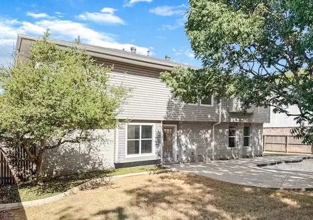 Photo 25 of Single family home for sale at 2711 Vistaview Dr, Corinth, TX 76210 | MLS# 21387662 | Listing updated on 2026-10-10