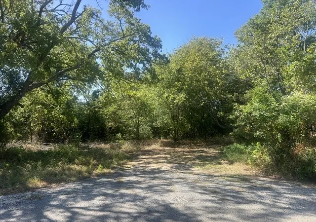 Photo 1 of Land for sale at 276 Castle Dr, Pottsboro, TX 75076 | MLS# 21387635 | Listing updated on 2026-09-16