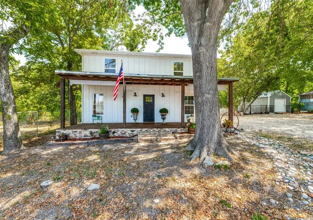 Photo 1 of Single family home for sale at 5455 924 County Rd, Nevada, TX 75173 | MLS# 21387678 | Listing updated on 2026-10-05