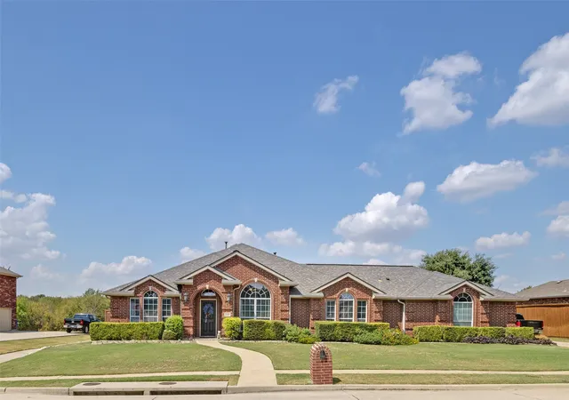 Photo 2 of Single family home for sale at 2007 Stonecrest Trl, Wylie, TX 75098 | MLS# 21387717 | Listing updated on 2026-10-06