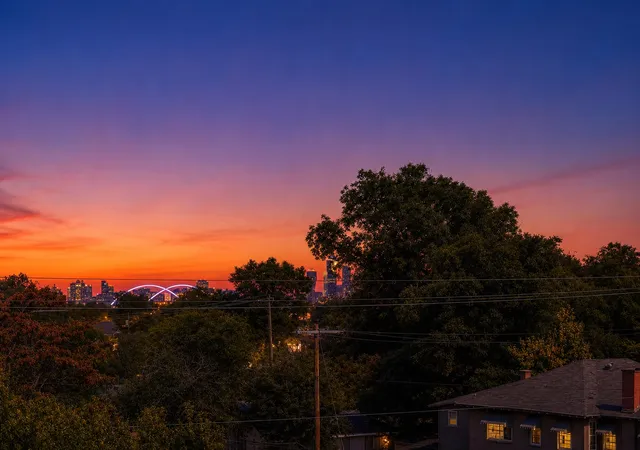 Photo 2 of Condo for sale at 710 W 10th Street #101, Dallas, TX 75208 | MLS# 21386881 | Listing updated on 2026-09-16