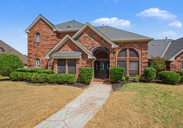 Photo 3 of Single family home for sale at 3503 Pembrooke Pkwy S, Colleyville, TX 76034 | MLS# 21369683 | Listing updated on 2026-09-16