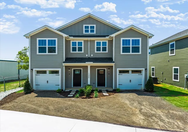 Photo 1 of Multi family home for sale at 1306 Country Rd, Whitesboro, TX 76273 | MLS# 21384714 | Listing updated on 2026-09-16