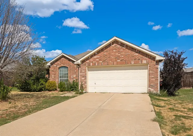 Photo 1 of Single family home for sale at 704 Nancy Dr, Royse City, TX 75189 | MLS# 21387755 | Listing updated on 2026-09-16