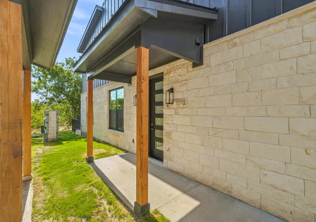 Photo 3 of Townhouse for sale at 120 Clark Ln, Stephenville, TX 76401 | MLS# 21386345 | Listing updated on 2026-09-16
