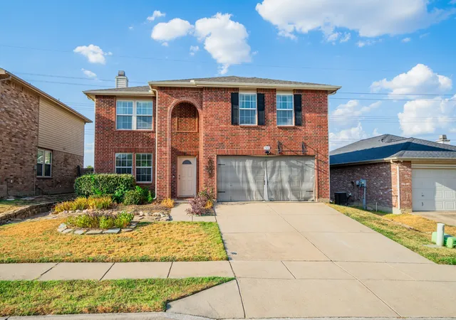 Photo 1 of Single family home for sale at 748 Granite Ridge Dr, Fort Worth, TX 76179 | MLS# 21387759 | Listing updated on 2026-10-30