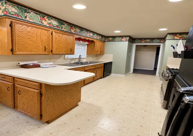 Photo 3 of Sale Pending at 6237 Trailwood Ter, Shreveport, LA 71119 | MLS# 21387786 | Listing updated on 2026-09-29