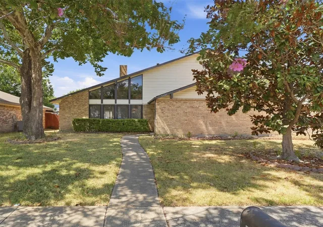 Photo 1 of Sale Pending at 5301 Sarasota Dr, Garland, TX 75043 | MLS# 21387770 | Listing updated on 2026-10-06
