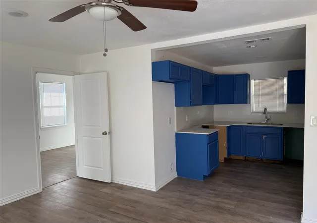 Photo 3 of Single family home for sale at 3233 Springview Ave, Dallas, TX 75216 | MLS# 21387683 | Listing updated on 2026-09-16