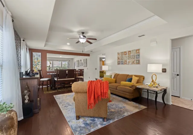 Photo 3 of Single family home for sale at 146 Montague Ln, Frisco, TX 75036 | MLS# 21385443 | Listing updated on 2026-09-27