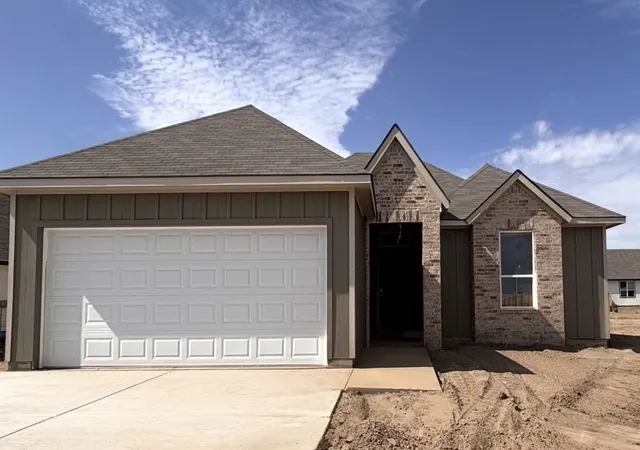 Photo 1 of Single family home for sale at 701 Lobo Rd, Waco, TX 76705 | MLS# 21387867 | Listing updated on 2026-09-24