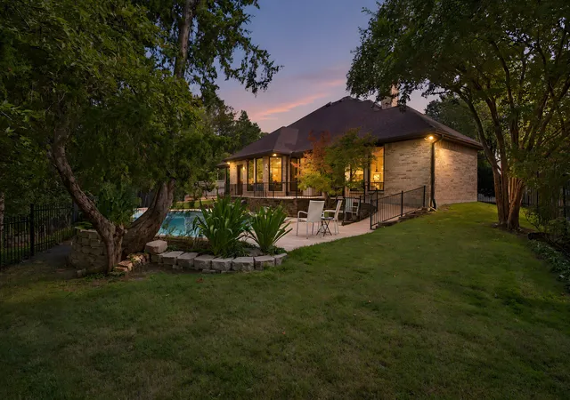 Photo 1 of Single family home for sale at 9758 Vinewood Dr, Dallas, TX 75228 | MLS# 21387883 | Listing updated on 2026-10-08