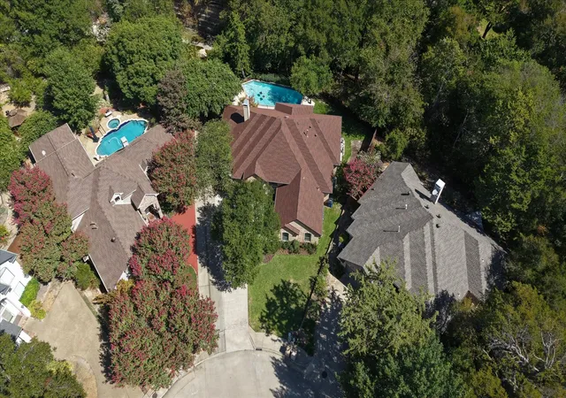 Photo 2 of Single family home for sale at 9758 Vinewood Dr, Dallas, TX 75228 | MLS# 21387883 | Listing updated on 2026-10-08