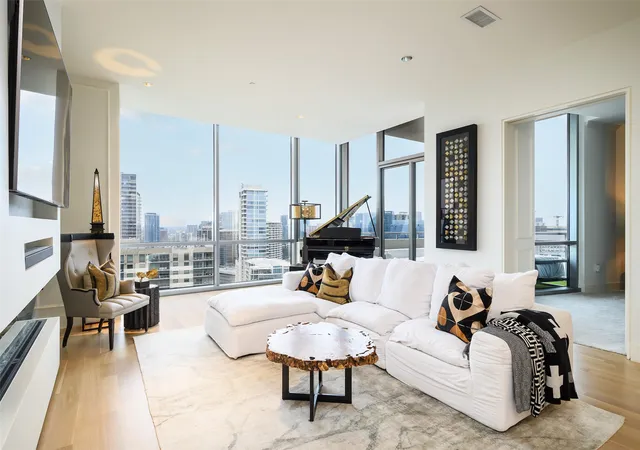 Photo 2 of Condo for sale at 2200 Victory Ave #2401, Dallas, TX 75219 | MLS# 21386338 | Listing updated on 2026-09-17
