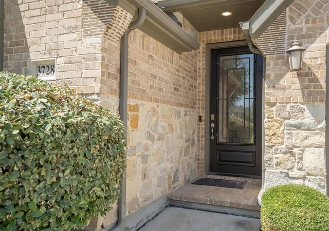 Photo 4 of Single family home for sale at 3728 Birch Wood Ct, Argyle, TX 76226 | MLS# 21382832 | Listing updated on 2026-10-04