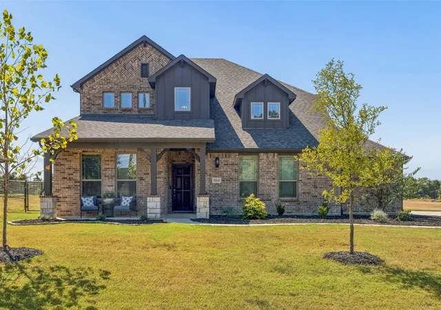 Photo 1 of Single family home for sale at 864 Shadow Valley Rd, Whitesboro, TX 76273 | MLS# 21384115 | Listing updated on 2026-09-30