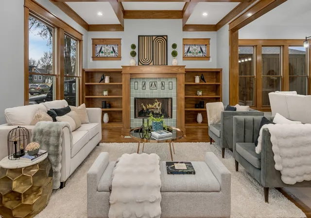 Photo 2 of Single family home for sale at 6045 Velasco Ave, Dallas, TX 75206 | MLS# 21387878 | Listing updated on 2026-10-02
