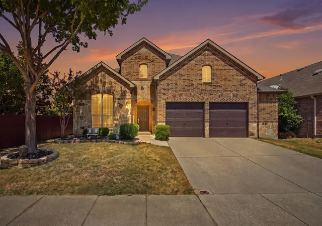 Photo 2 of Single family home for sale at 1409 Pelican Dr, Little Elm, TX 75068 | MLS# 21386677 | Listing updated on 2026-10-07