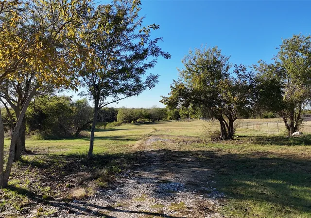 Photo 2 of Land for sale at Tbd Lake Dr, Nevada, TX 75173 | MLS# 21387956 | Listing updated on 2026-09-30