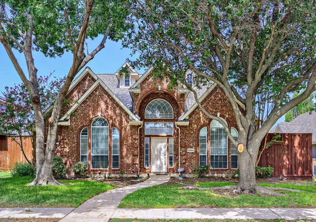 Photo 1 of Single family home for sale at 10804 Dry Crk Ln, Frisco, TX 75035 | MLS# 21383548 | Listing updated on 2026-09-29