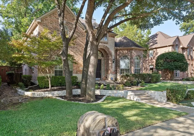 Photo 3 of Single family home for sale at 1405 Rollins Dr, Allen, TX 75013 | MLS# 21388016 | Listing updated on 2026-10-08