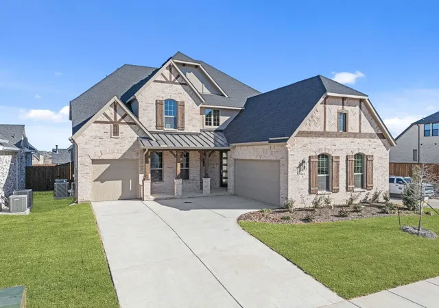 Photo 1 of Sale Pending at 1045 Pelotazo Ave, Justin, TX 76247 | MLS# 21388033 | Listing updated on 2026-10-09