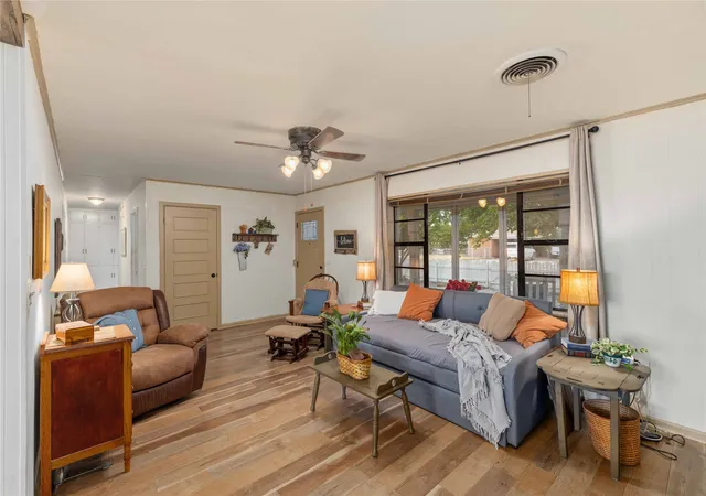 Photo 4 of Sale Pending at 900 E Fitzgerald St, Bangs, TX 76823 | MLS# 21383675 | Listing updated on 2026-09-26