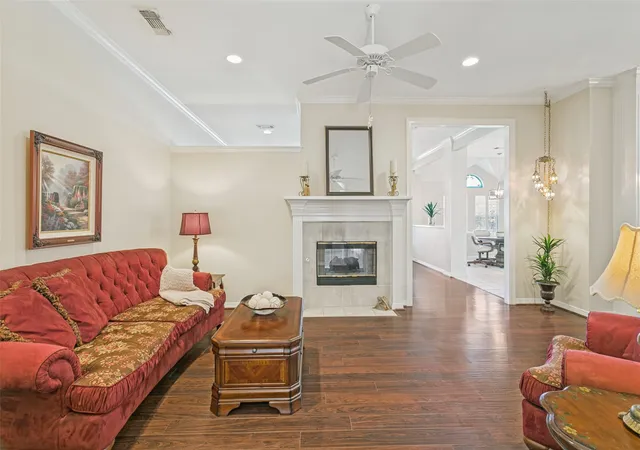 Photo 3 of Single family home for sale at 2605 Bent Tree Dr, Hurst, TX 76054 | MLS# 21384773 | Listing updated on 2026-10-07