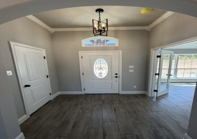 Photo 2 of Single family home for sale at 924 Eagles Way, Springtown, TX 76082 | MLS# 21388069 | Listing updated on 2026-09-17