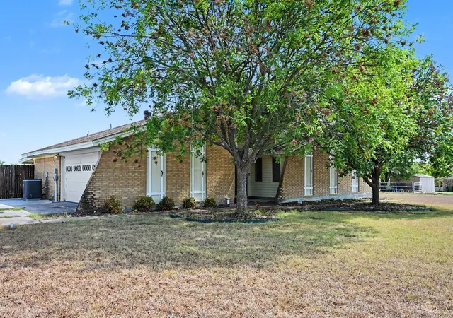 Photo 1 of Single family home for sale at 332 Cook Rd, Willow Park, TX 76087 | MLS# 21380814 | Listing updated on 2026-09-28