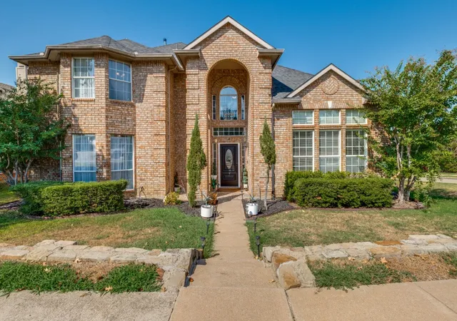Photo 2 of Single family home for sale at 4333 Boca Raton Dr, The Colony, TX 75056 | MLS# 21387613 | Listing updated on 2026-09-17