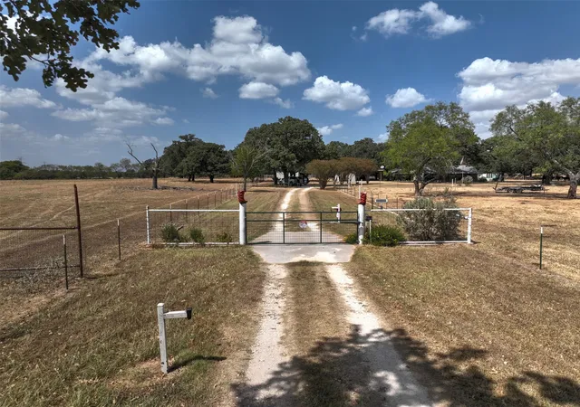 Photo 1 of House for sale at 224 County Rd 3625, Clifton, TX 76634 | MLS# 21388185 | Listing updated on 2026-09-27