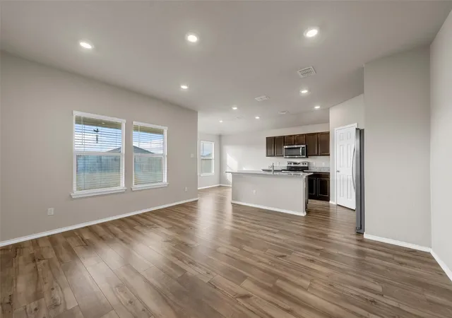 Photo 2 of Single family home for sale at 7100 Guadalupe Rd, China Spring, TX 76633 | MLS# 21387686 | Listing updated on 2026-09-17