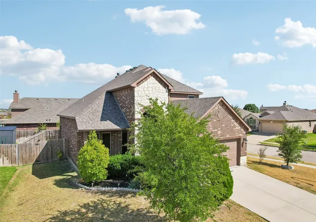 Photo 2 of Single family home for sale at 11100 Dunlavin Ct, Haslet, TX 76052 | MLS# 21384148 | Listing updated on 2026-10-03