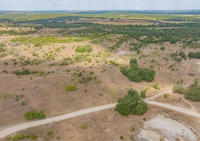 Photo 1 of Land for sale at Tbd Private Rd 3032, Hamilton, TX 76531 | MLS# 21382006 | Listing updated on 2026-09-17
