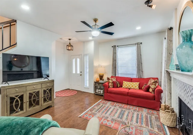 Photo 2 of Single family home for sale at 1509 Collin Dr, Allen, TX 75002 | MLS# 21384201 | Listing updated on 2026-09-17