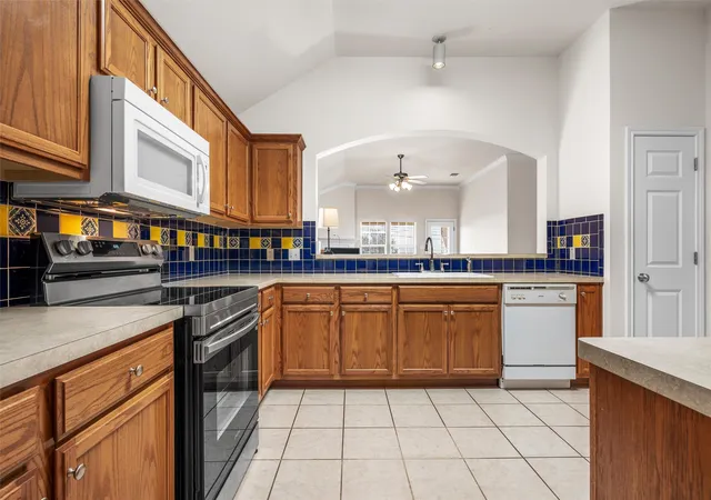 Photo 3 of Single family home for sale at 2541 Massey Ln, Robinson, TX 76706 | MLS# 21388277 | Listing updated on 2026-10-09