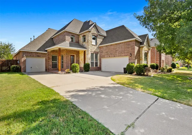 Photo 1 of Single family home for sale at 221 Tipperary Dr, Keller, TX 76248 | MLS# 21386926 | Listing updated on 2026-10-06